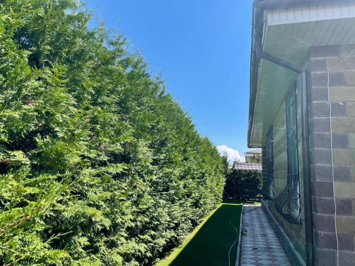 Коттедж Роял Бич Иссык Куль Chok-Tal Exteriér fotografie